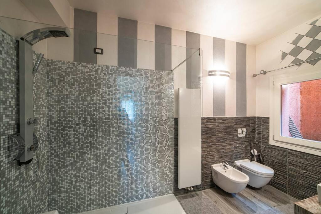 Montecolo Bay 1 Apartment Pilzone Ngoại thất bức ảnh